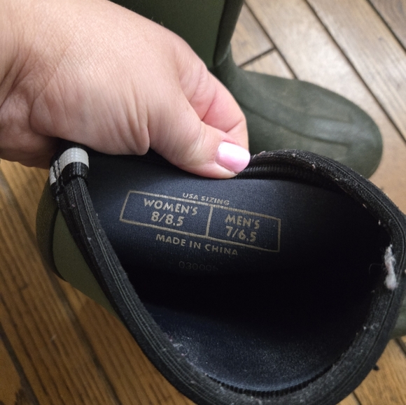 Muck Boot Co. Green Waterproof Scrub Boots - Picture 4 of 4